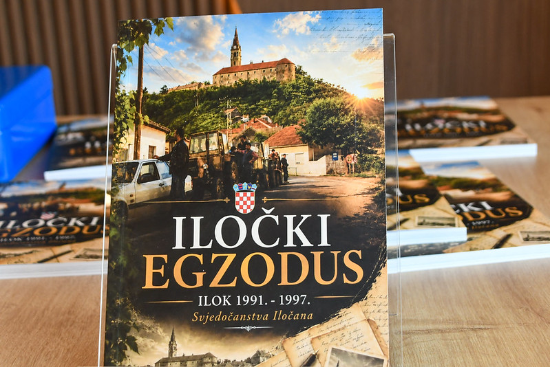 SUZE, PONOS I SJEĆANJA KOJA NE BLIJEDE: U Iloku predstavljena knjiga “Iločki egzodus” autora fra Grgura Blaževića