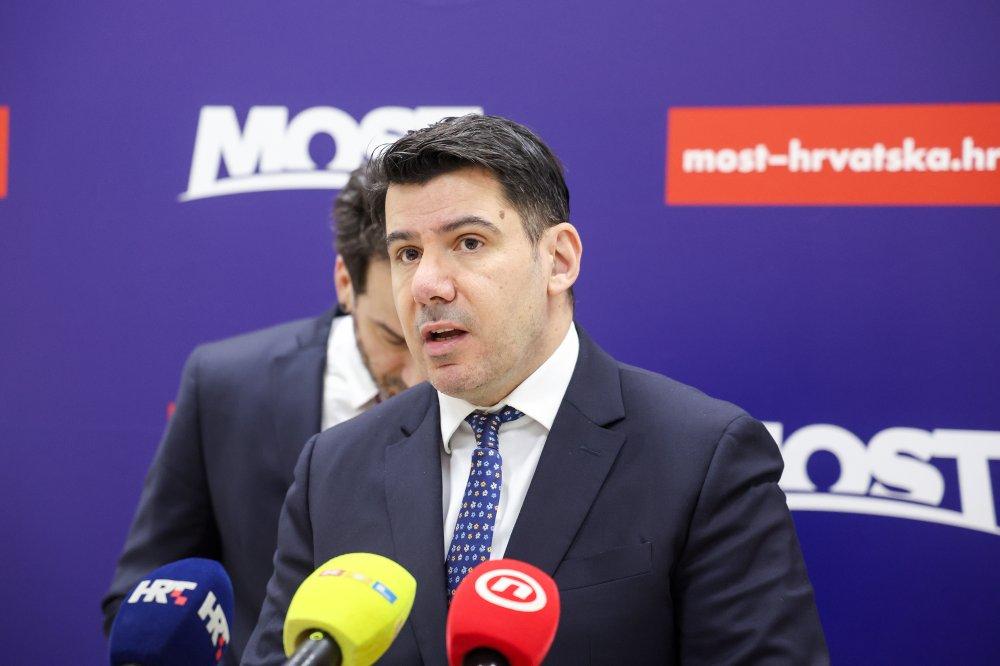 Grmoja poručio Srbiji: Promjena vlasti nije dovoljna, Hrvatska traži odgovore o nestalima i ratnoj odšteti