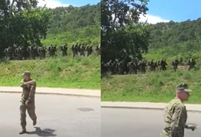 Hrvatski ročnici uz Thompsonov hit marširali Kninom, ljudi oduševljeni: ‘Bravo naši mladi vitezovi’