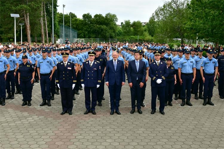 Hrvatska policija dobila 670 novih policajaca: Čak 46 polaznika završilo s prosjekom 5,0