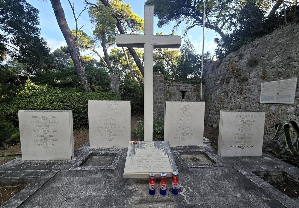 Zločin koji Dubrovnik ne zaboravlja: Na Daksi odana počast 53 žrtve koje su partizani 1944. ubili bez suđenja