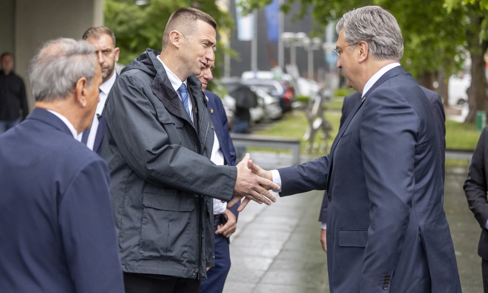 DP i HDZ postigli dogovor: 'Unatoč pokušajima opstrukcije, rezolucija o Hrvatima u BiH ide u Sabor'