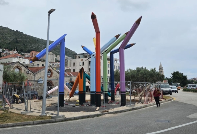 PREKINUTA DJETINJSTVA, VJEČNO SJEĆANJE: Dubrovnik podigao spomenik ubijenoj djeci Domovinskog rata
