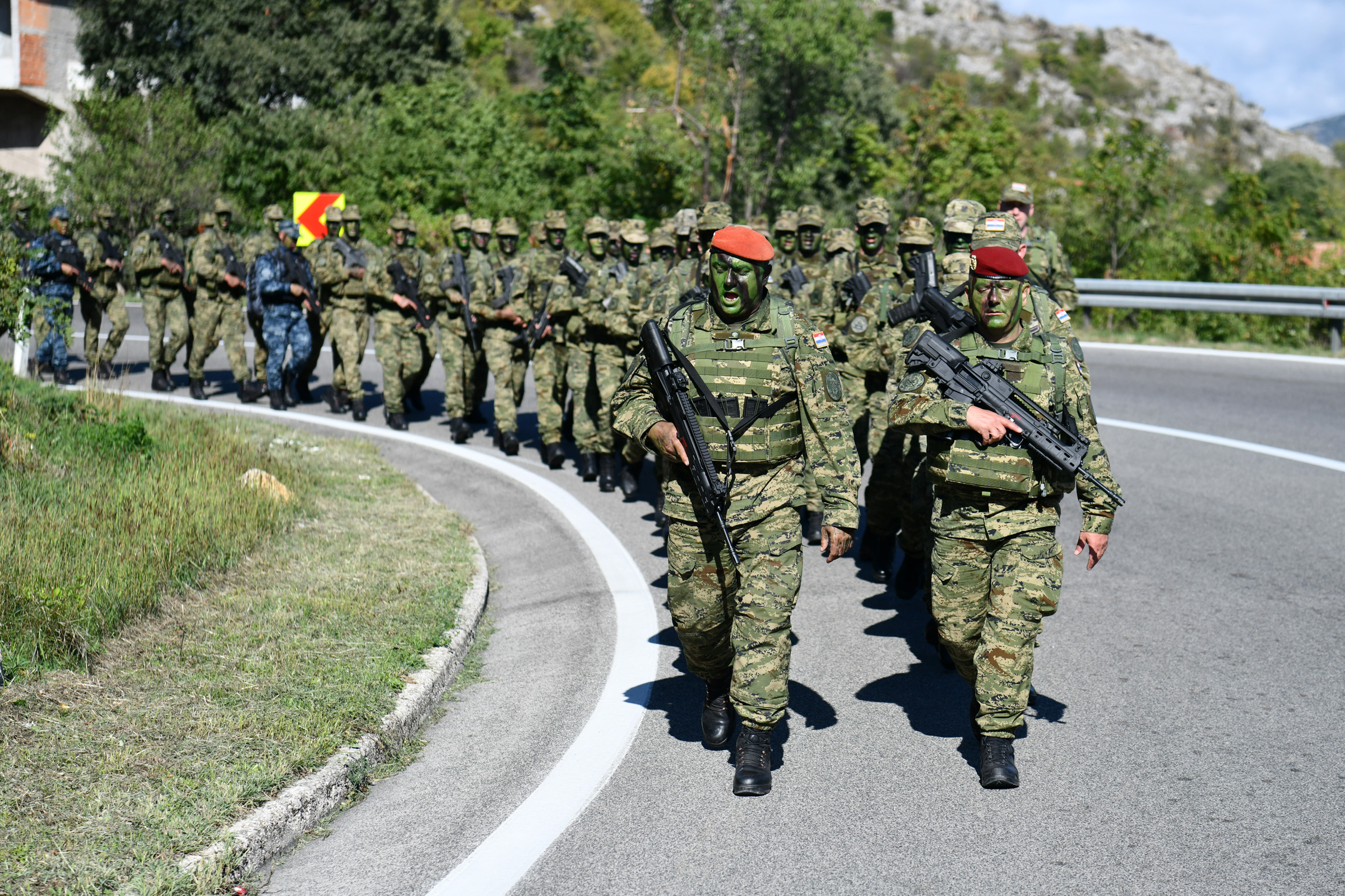 Pripadnici Hrvatske vojske krenuli na 88 kilometara dugu hodnju od Udbine do Knina: Među njima i vojnici s Kosova