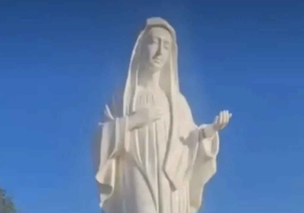 Nakon šoka zbog vandalizma, Međugorje slavi: Kip Gospe ponovno u punom sjaju