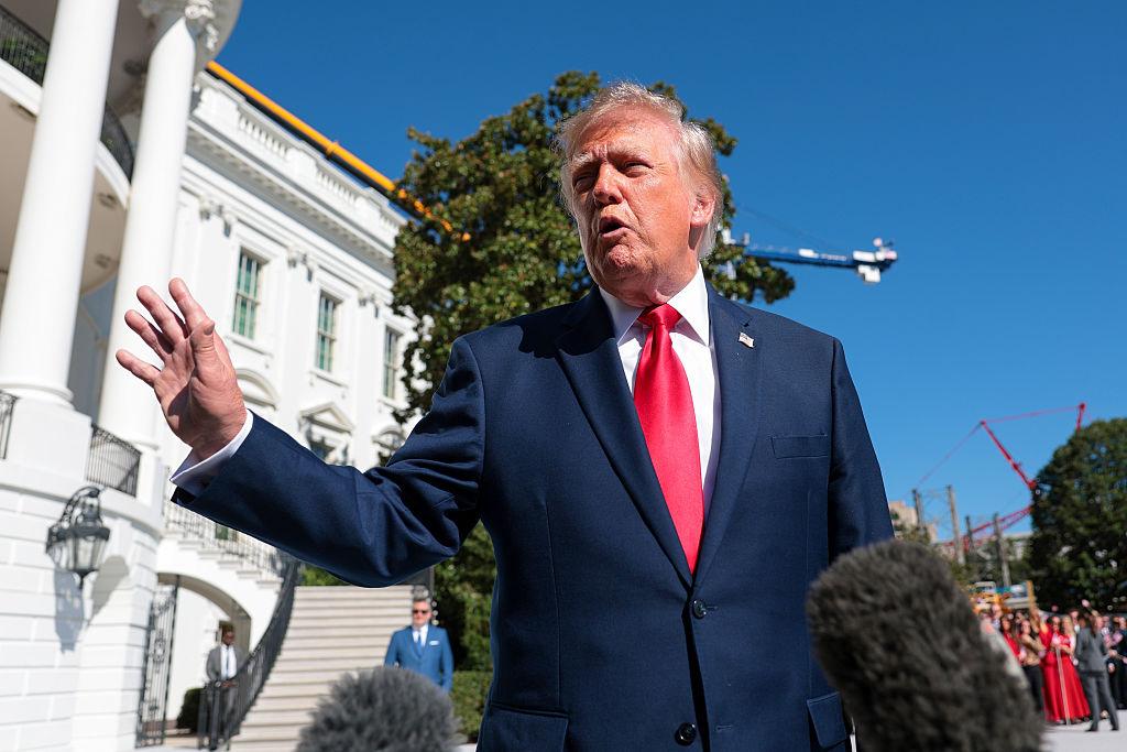 Trump ponovno kritizirao Zelenskog i poručio da Rusija prema Ukrajini postupa prihvatljivo