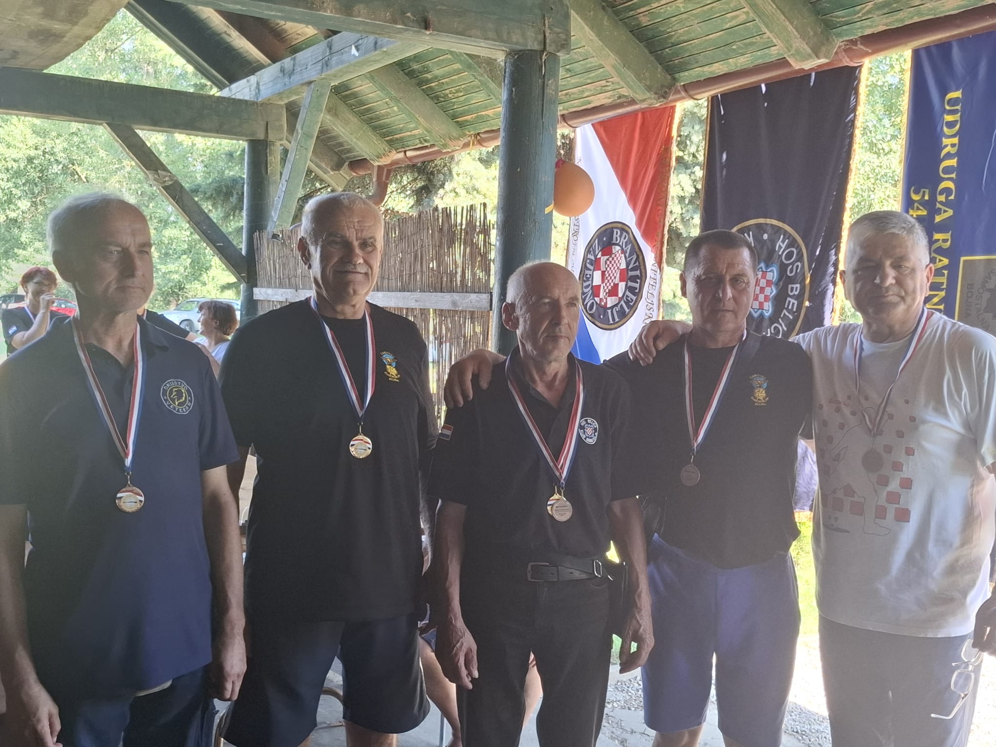 Sportske igre veterana 54. samostalne pješačke bojne okupile branitelje i goste u Ivanovcu