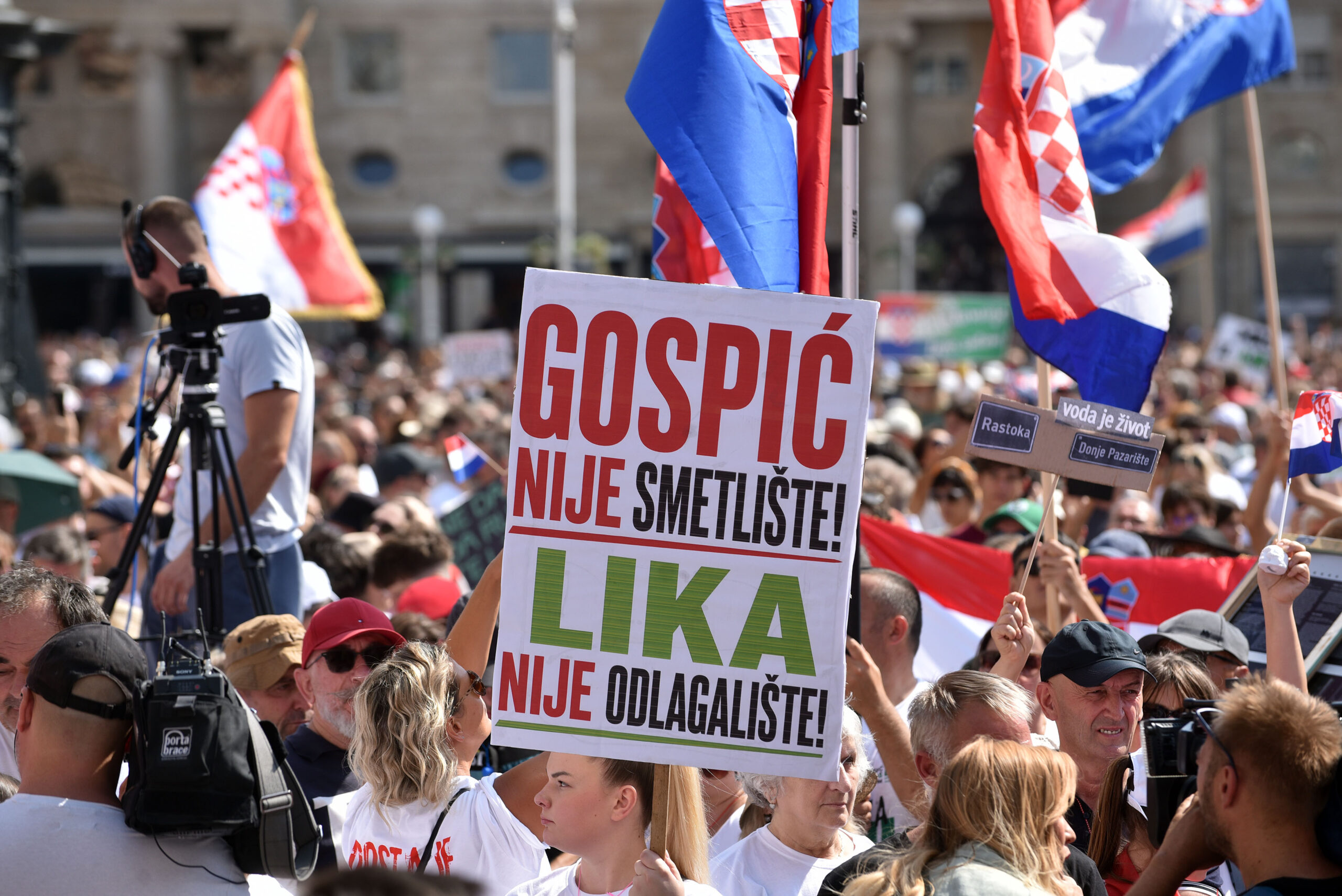 Govor koji nije stigao do pozornice: GIMZ tražio političku odgovornost zbog Gospića