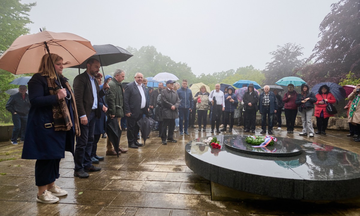 Dok govore o empatiji, šute o tisućama ubijenih Hrvata nakon 1945.