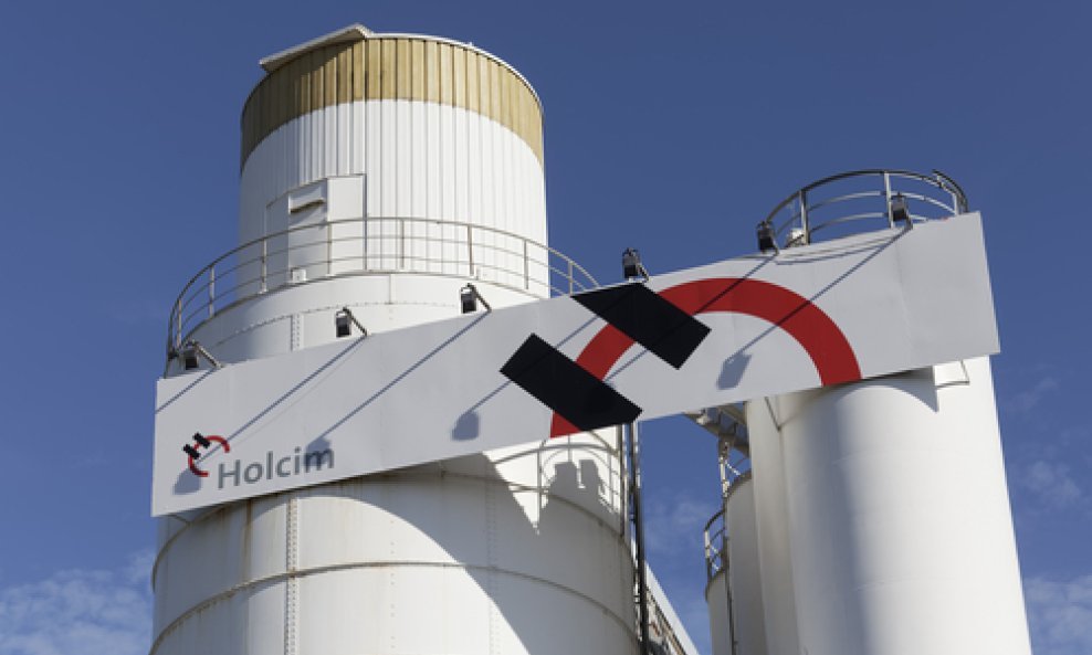 Holcim nastavlja sa likvidacijom otpada iz Gospića: Javila se radna skupina