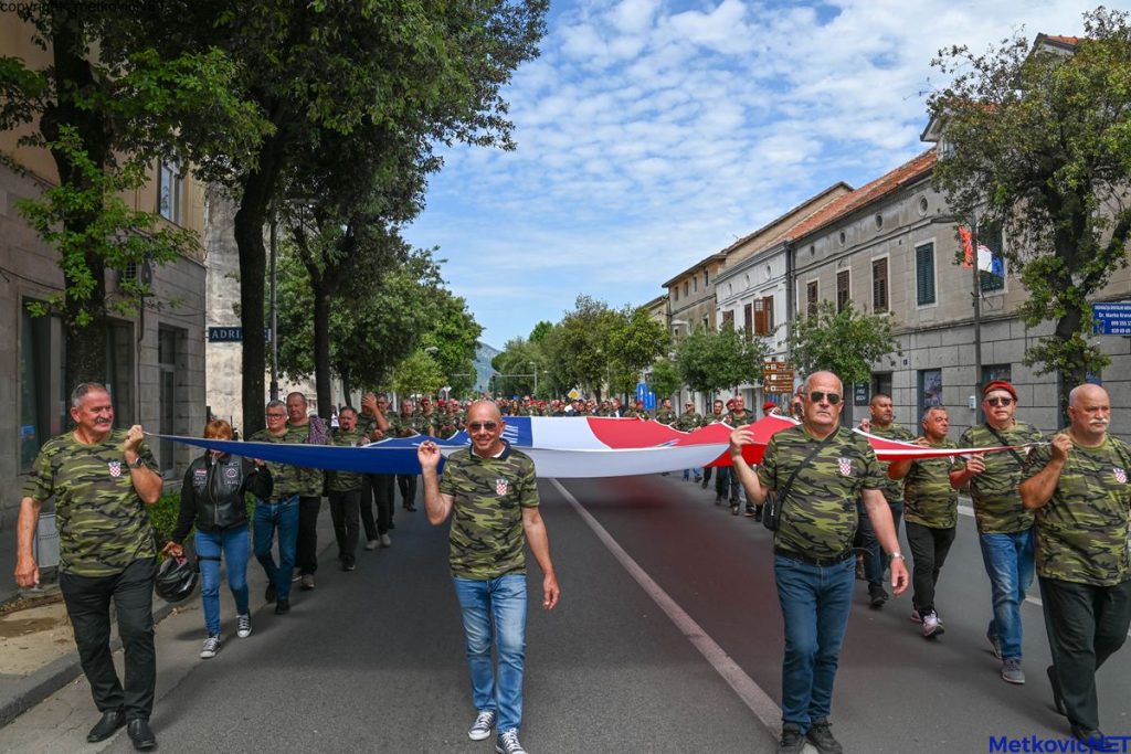 Metković obilježio 35. obljetnicu osnutka A satnije ZNG-a i otkrio spomen-obilježje braniteljima