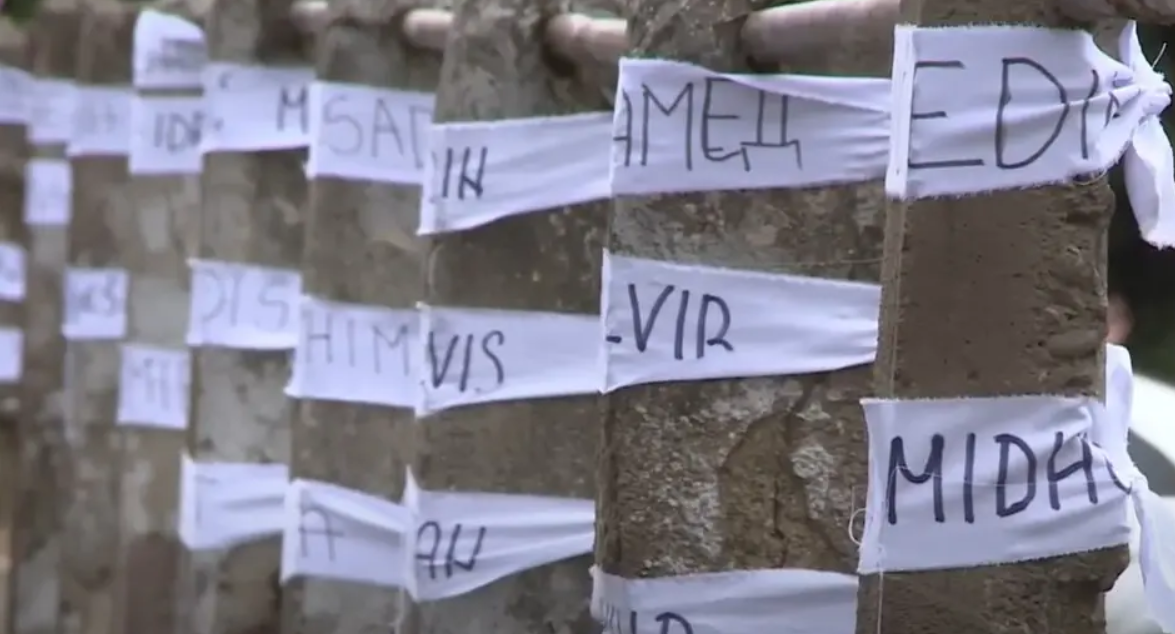 DAN BIJELIH TRAKA: Prijedor pamti ono što bi zločinci najradije izbrisali