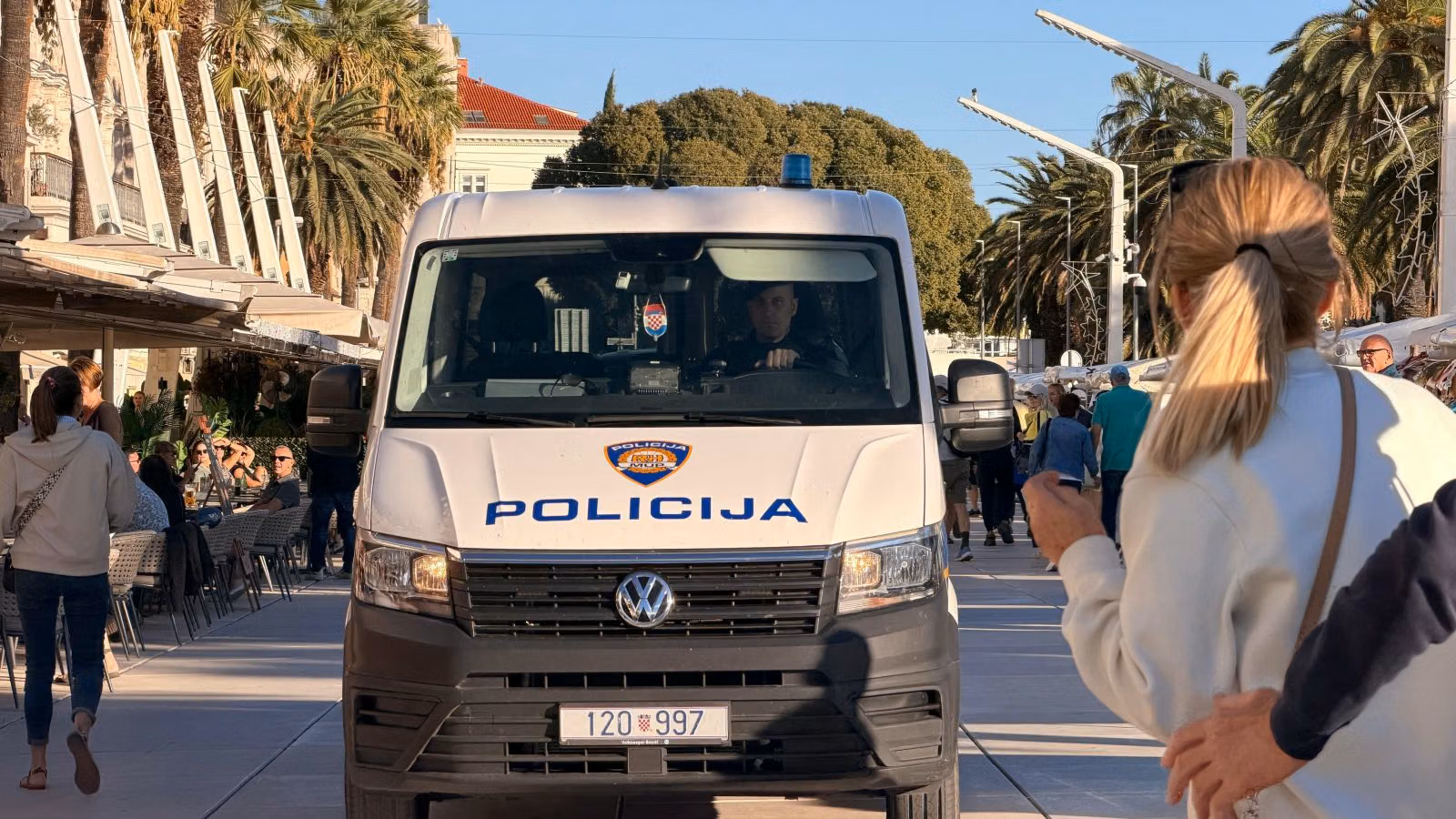 Napetosti u Splitu uoči Hajduka i Ajaxa: Napadnuta dvojica Nizozemaca, privedeno šest hrvatskih državljana