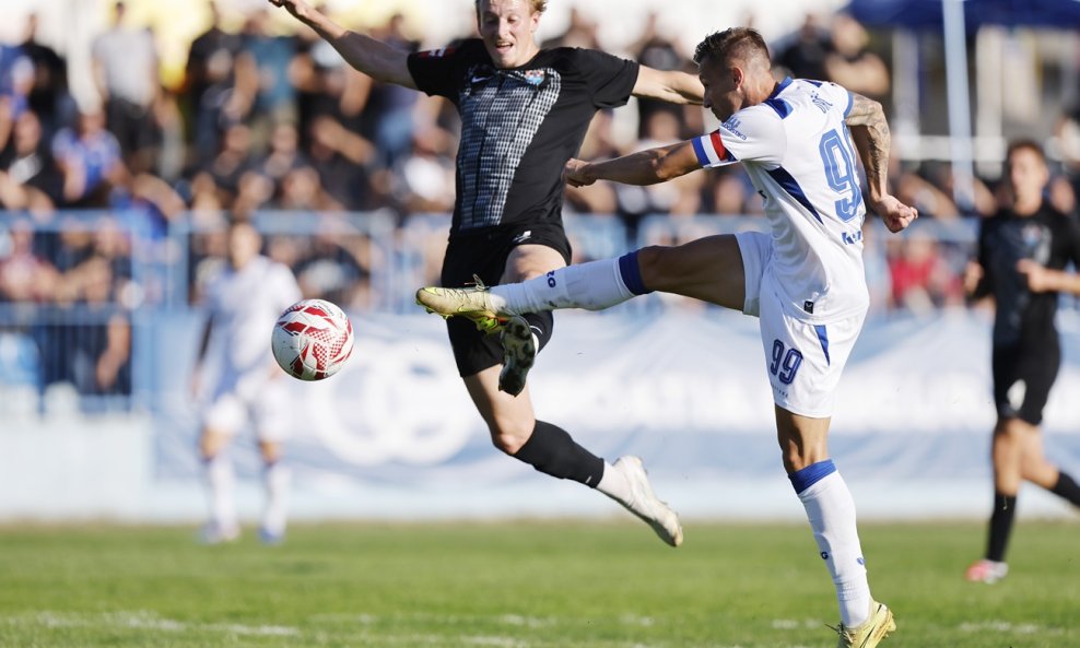 DINAMO PROTUTNJAO VUKOVAROM: Četiri gola za četvrtfinale Kupa
