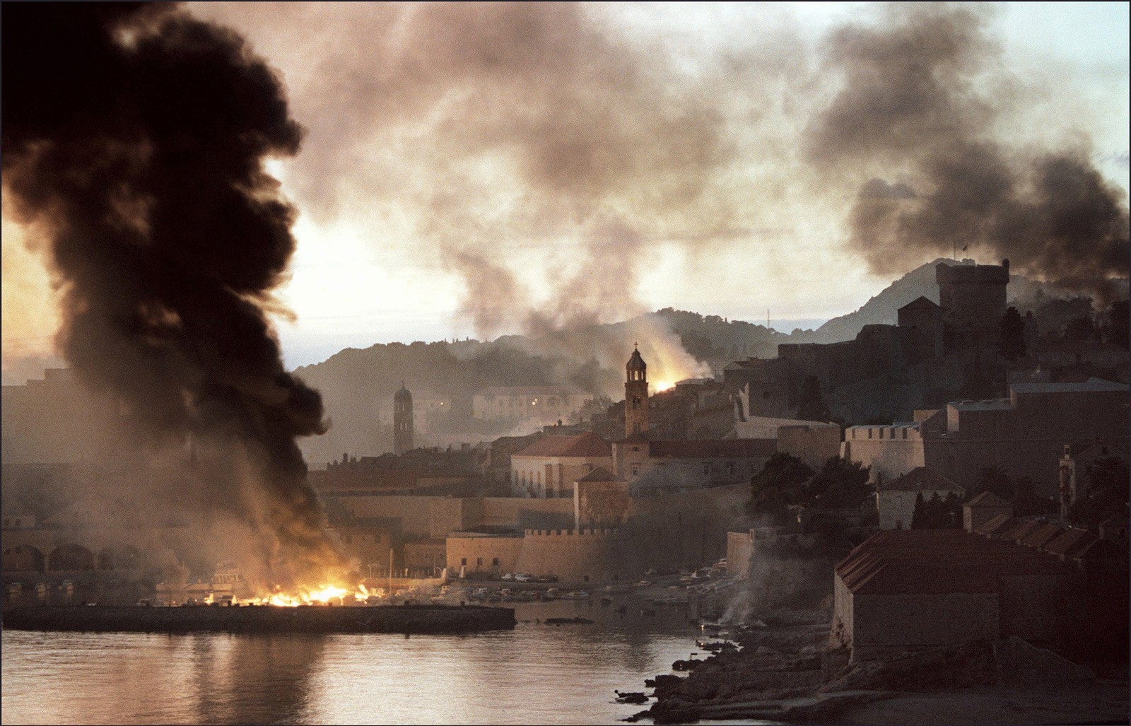 28. rujna 1991. poginuo Niko Dubelj, a snage JNA pregrupiravale se prema Konavlima i Slanom