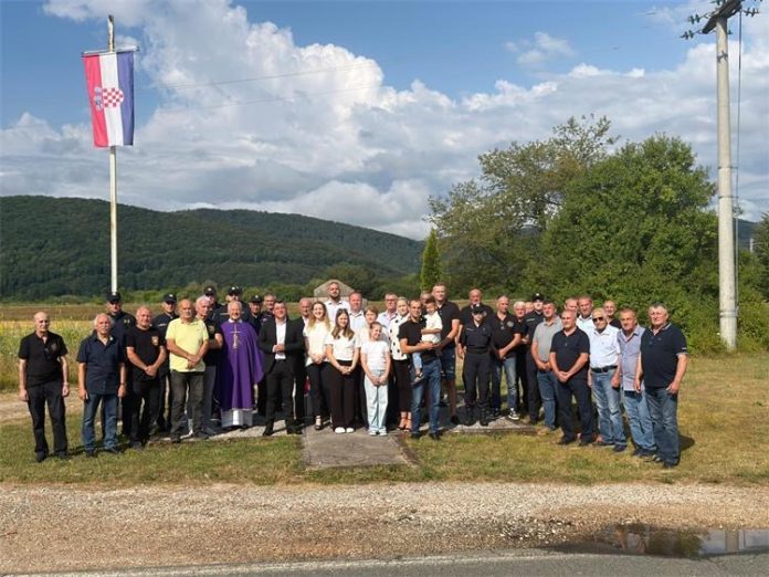 Obilježena 35. godišnjica pogibije Slavka Cetinjanina, prve žrtve Domovinskog rata s područja Grada Otočca