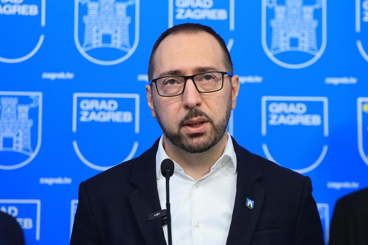 Tomašević: Javni prijevoz bit će potpuno obustavljen, arbitraža nije završena, štrajk nećemo platiti