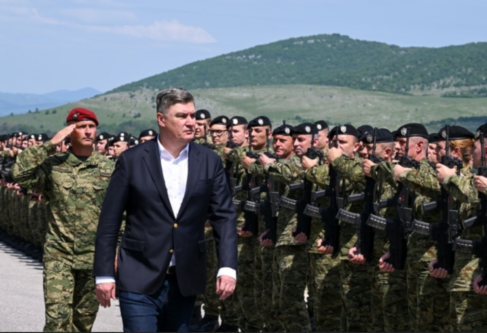 Milanović u Udbini obišao Središte za bespilotne sustave Hrvatske vojske