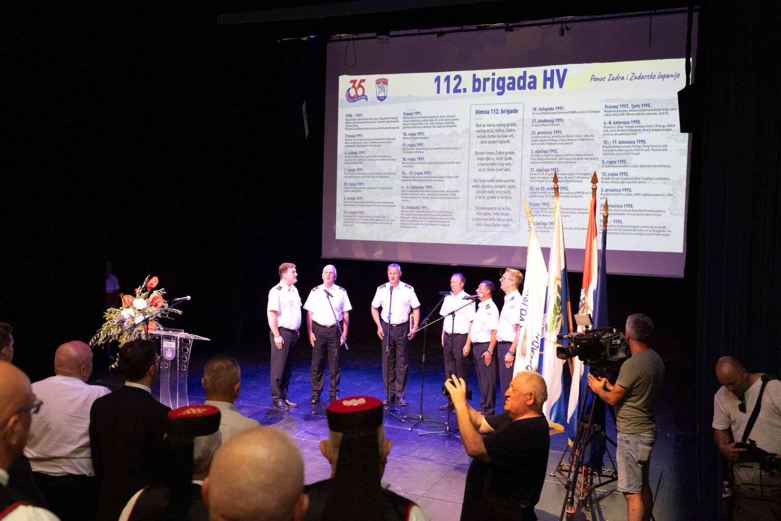 Polaganjem vijenaca i svečanom akademijom u Zadru je svečano obilježena 35. obljetnica slavne 112. brigade HV-a
