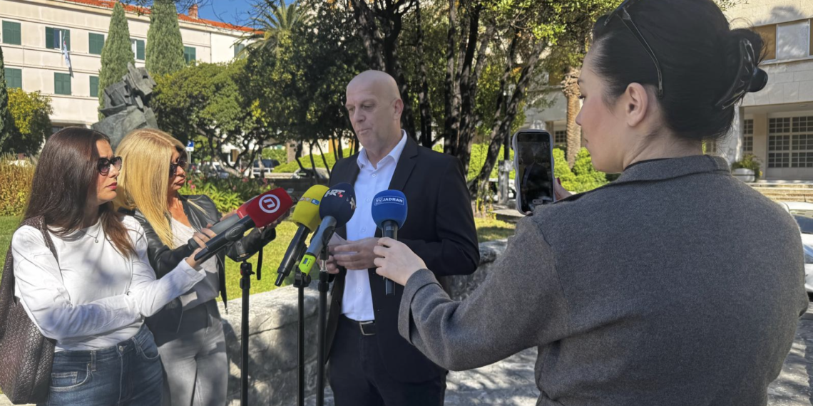 Kukavica prozvao Pupovca, Bauka i Puljak: Navijačke incidente koriste za ideološki obračun s hrvatskim narodom i braniteljima