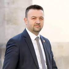 PAVLIČEK ODGOVORIO SDSS-u: Ljudi na Thompsonov koncert dolaze zbog glazbe i domoljublja, a ne mržnje