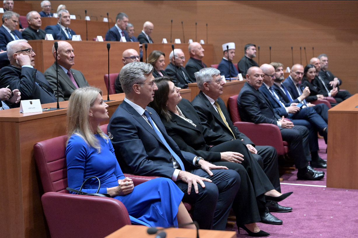 Plenković u utorak podnosi godišnje izvješće Vlade, Sabor će raspravljati i o njegovu opozivu