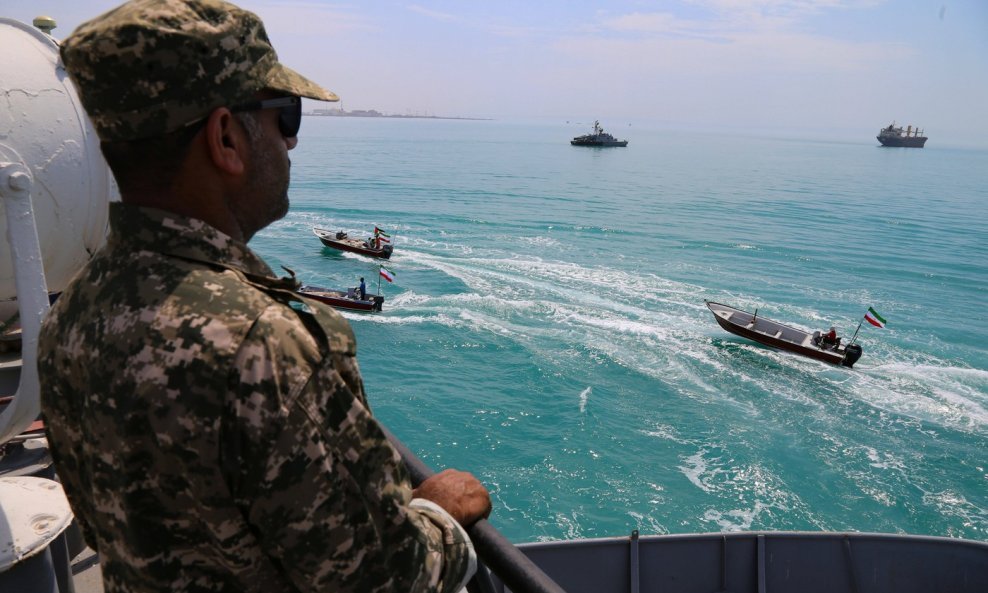 Iran prekida komunikaciju sa SAD-om, prijete potpunom blokadom Hormuškog tjesnaca