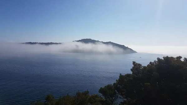 Sunčano jutro, ali stiže promjena: Poslijepodne više oblaka, temperature do 22 stupnja