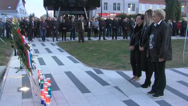 Našice obilježile 35 godina 132. brigade HV-a: Počast poginulim braniteljima uz prelet Rafalea i nastup Krila Oluje