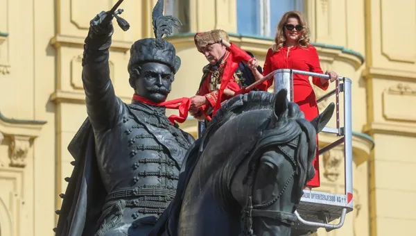 Hrvatski simbol koji je osvojio svijet: Pogledajte kako je Zagreb obilježio Dan kravate
