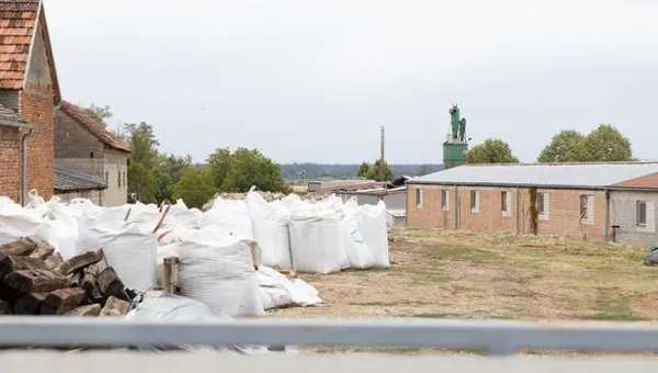 NOVI DETALJI AFERE Slovenac prijavio da vozi 106 tona otpada u Bugarsku, pa ih ilegalno iskrcao u Slavoniju!