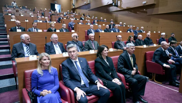 Svečana sjednica Sabora: "Hrvatska se raskidom sa SFRJ vratila u civilizacijski krug kojem pripada"