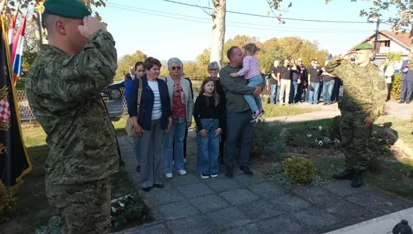 Obilježena 35. obljetnica pogibije i stradanja Komareva: Mjesto koje nije pokleknulo pred neprijateljem