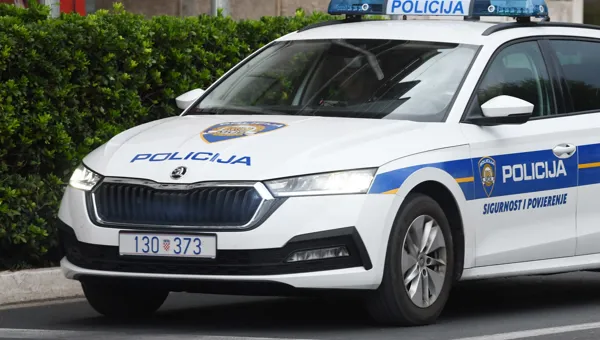 BESPOVRATNE POTPORE Uhićenja u Hrvatskoj: Uhićene četiri osobe, htjele izvući 685.000 eura za obnovu nakon potresa