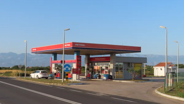 Gorivo bi od utorka trebalo pojeftiniti: Benzin na 1,74, eurodizel na 1,83 eura