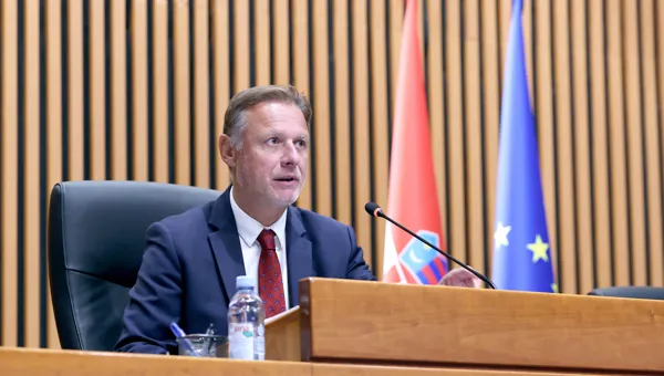 Oglasio se Jandrokovićev ured: SOA nije obavijestila predsjednika Hrvatskoga sabora  o sumnjama na nezakonito odlaganje otpada u Gospiću