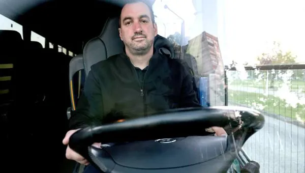 ZETOVCI ŠTRAJKAJU VIDEO Ivan i danas besplatno vozi ljude do Rebra: 'Pa ljudi moraju moći doći do bolnica...'