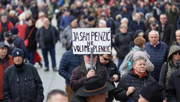 Sindikati nezadovoljni iznosom 13. mirovine – pogledajte, što traže od Vlade