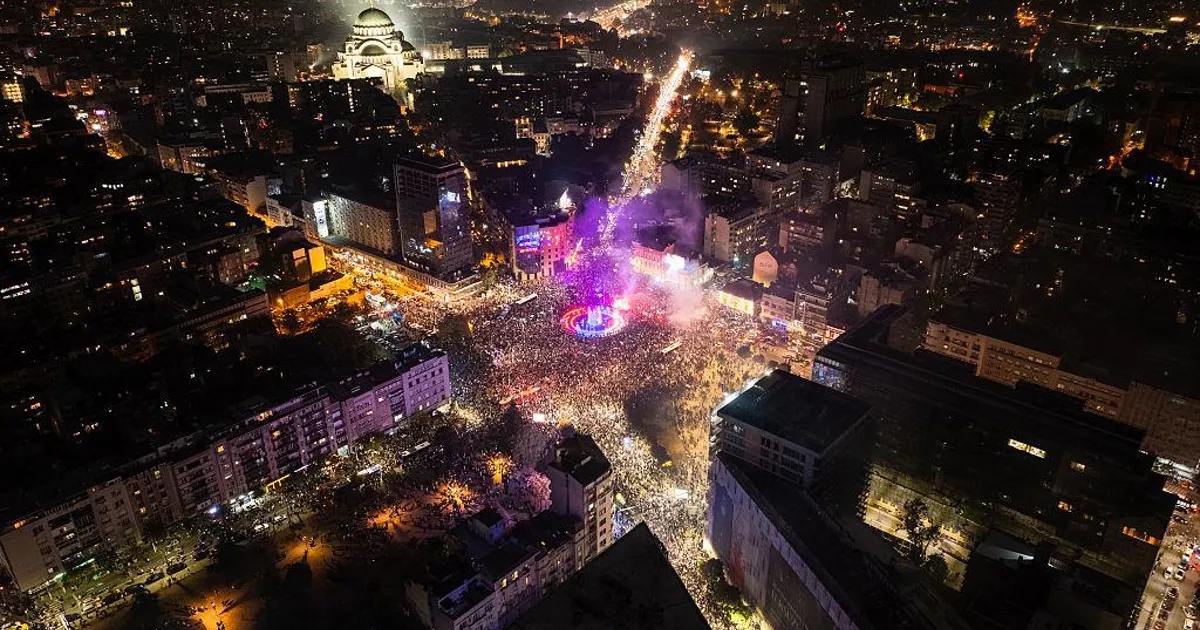 Vučić priznao izborni poraz, studenti osvojili većinu: Evo kako će izgledati novi parlament Srbije