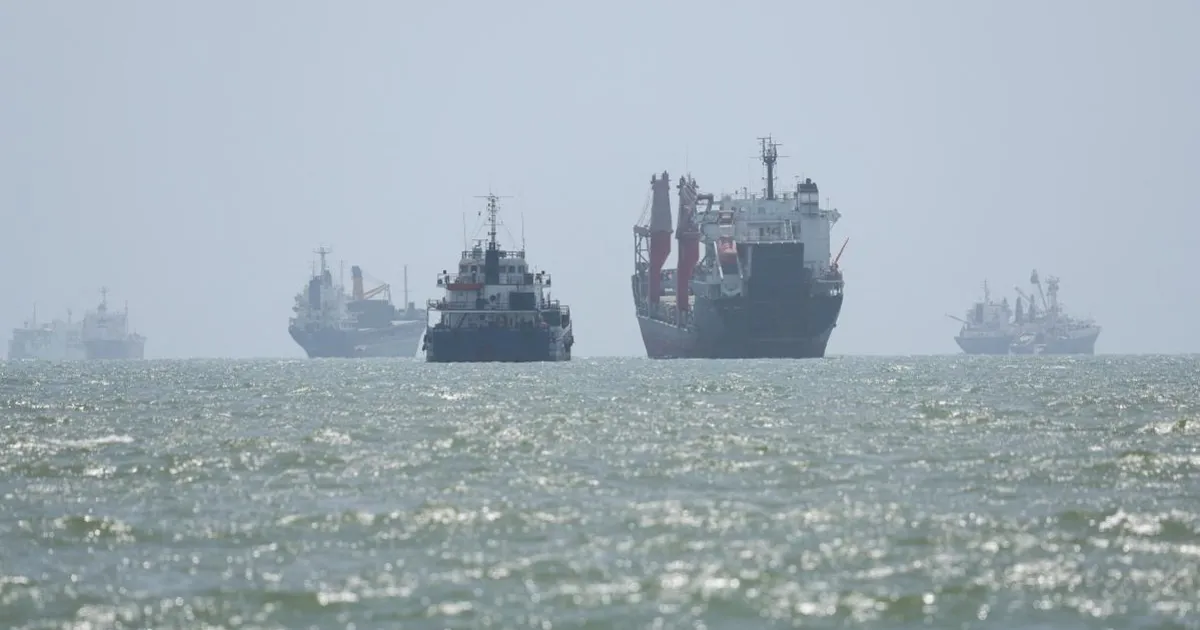 Dramatična noć u Hormuškom tjesnacu: Iran objavio da je pogođeno sedam tankera, četiri zahvatio požar